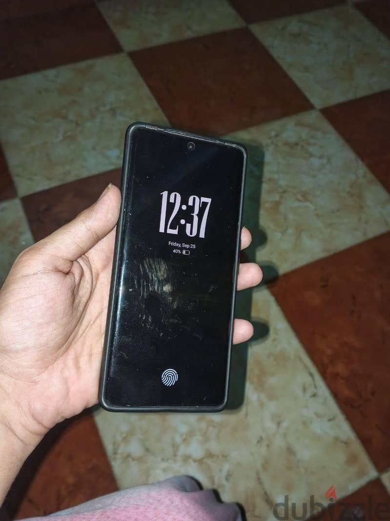Vivo V40 3