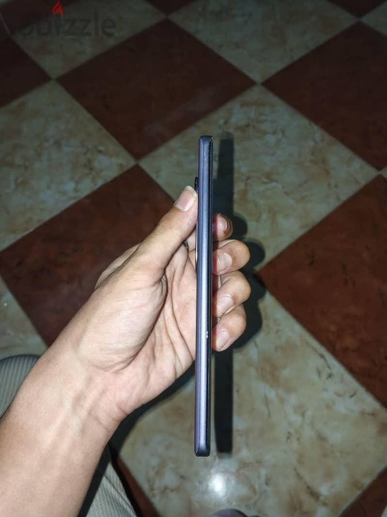 Vivo V40 5