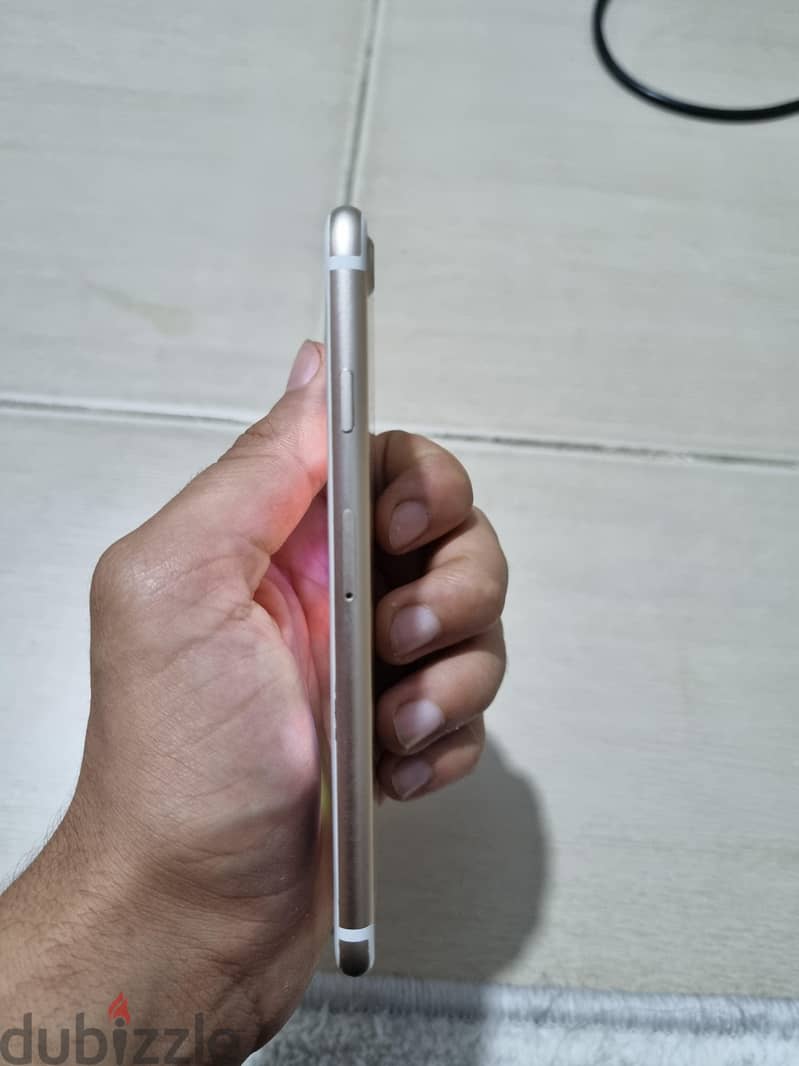 Apple - iPhone 7 3