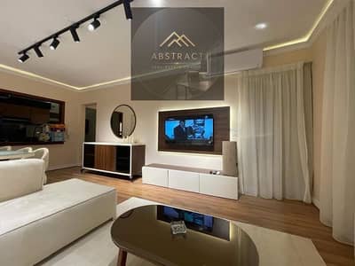 شقة Fully Finished بالمطبخ والتكيفات بعائد يبدأ من 200 دولار يوميا في Prime Location بمصر الجديدة أمام دار الإشارة ودقائق من مطار القاهرة الكوربة