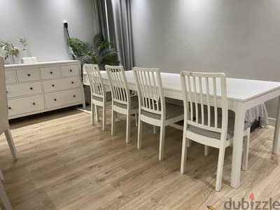 Dining table for sale IKEA سفره ايكيا للبيع