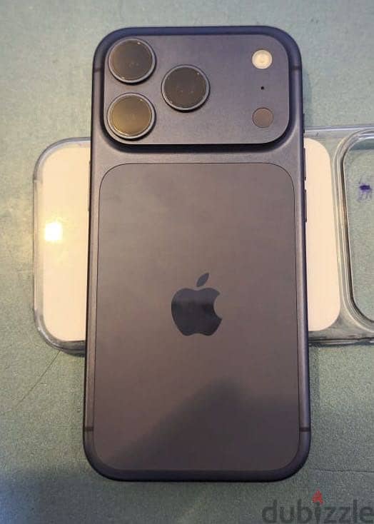 Apple - iPhone 17 Pro 3
