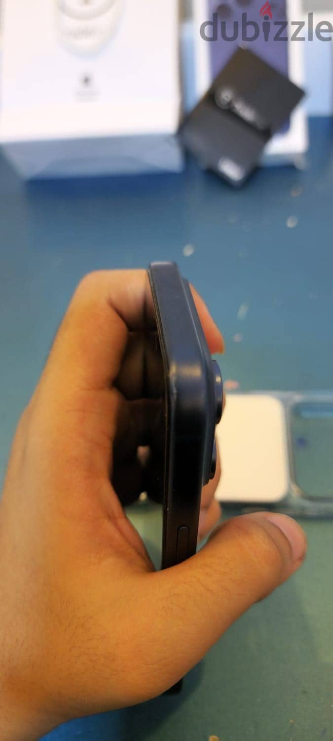 Apple - iPhone 17 Pro 4