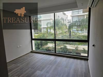 semi furnished  Apartment in Lake View Residence