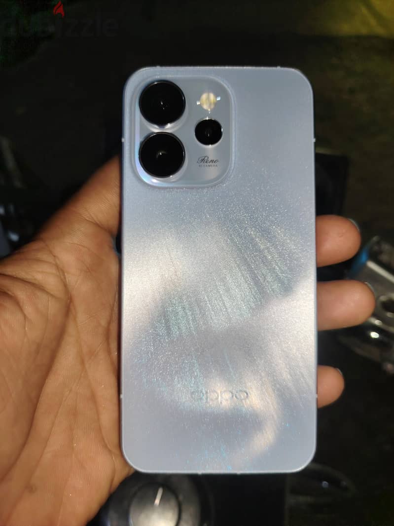 OPPO Reno 15 Pro 4