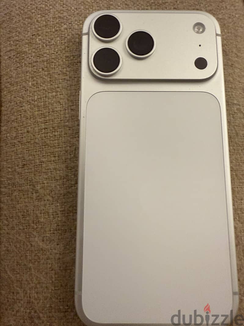 Apple - iPhone 17 Pro Max 1