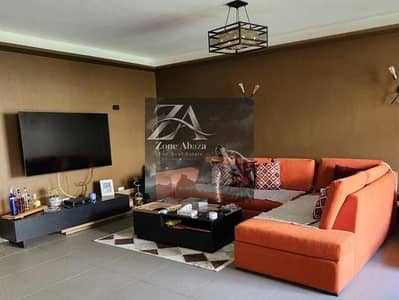 Ground floor apartment for rent with garden, 2 bedrooms, fully furnished, ultra-super deluxe, Stone Residence Compound, Katameya, Cairo