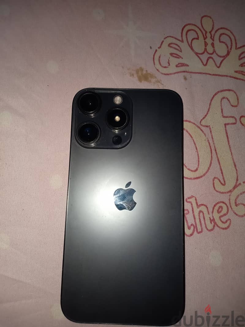 Apple - iPhone XR 4