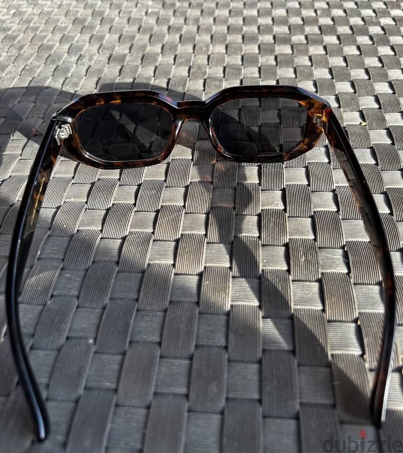 Meller Tana Sunglasses 2