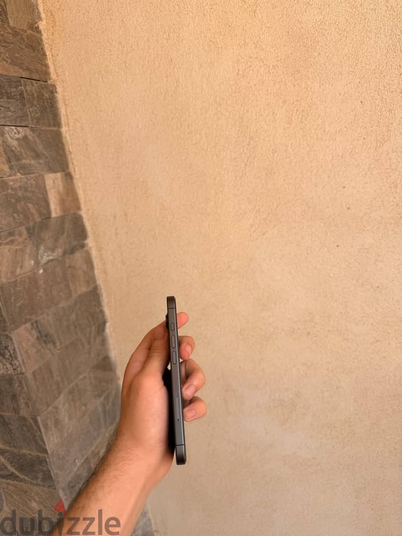 Apple - iPhone 17 2