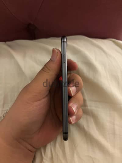 Apple - iPhone 8