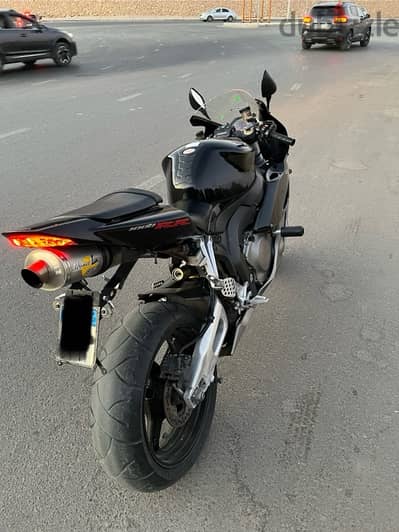 1000rr 2004 زيرو اول مالك من الافراج