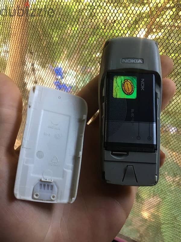 Nokia 1100 1