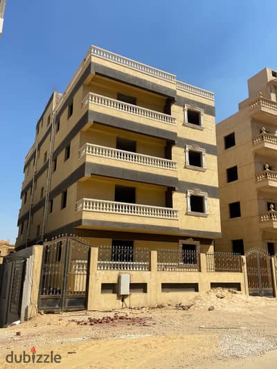 للبيع عمارة فى التوسعات الشمالية ب6 أكتوبر حى البوليفار