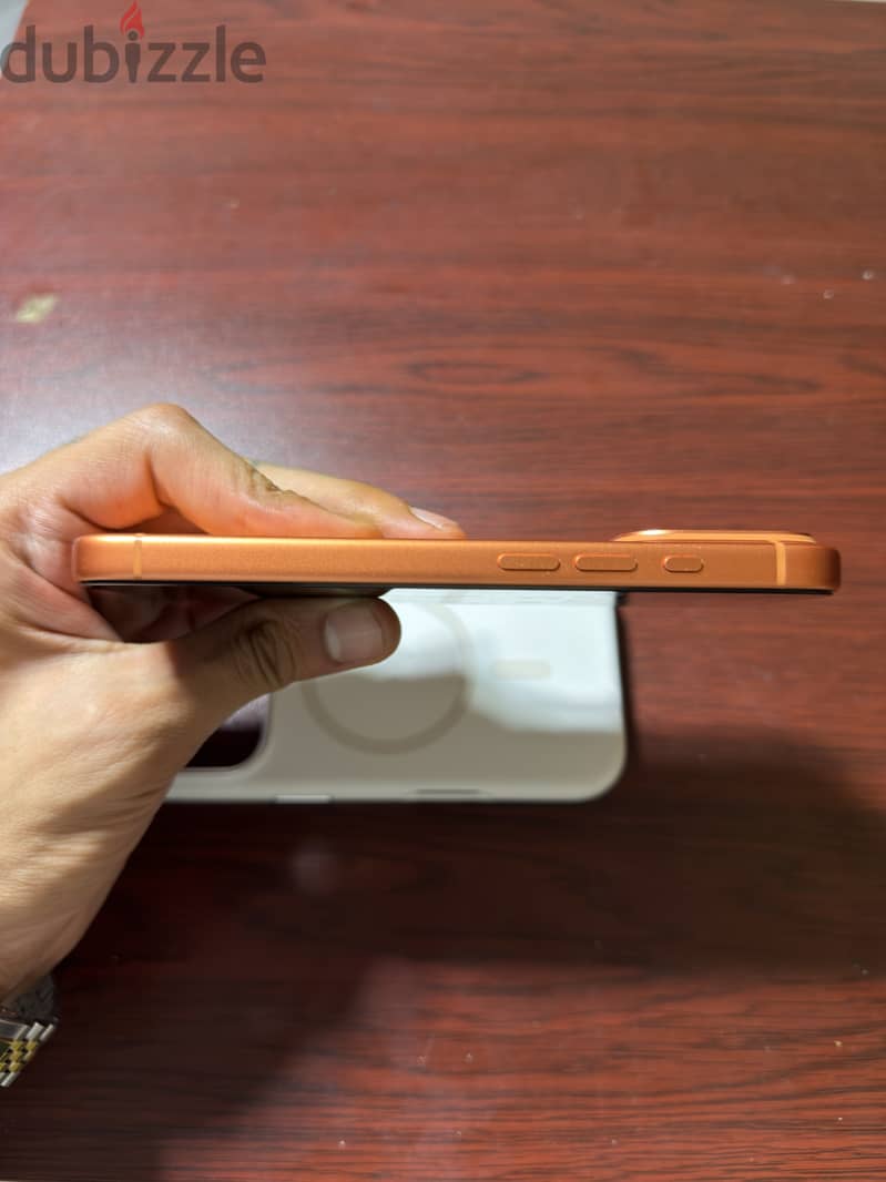 Apple - iPhone 17 Pro 3