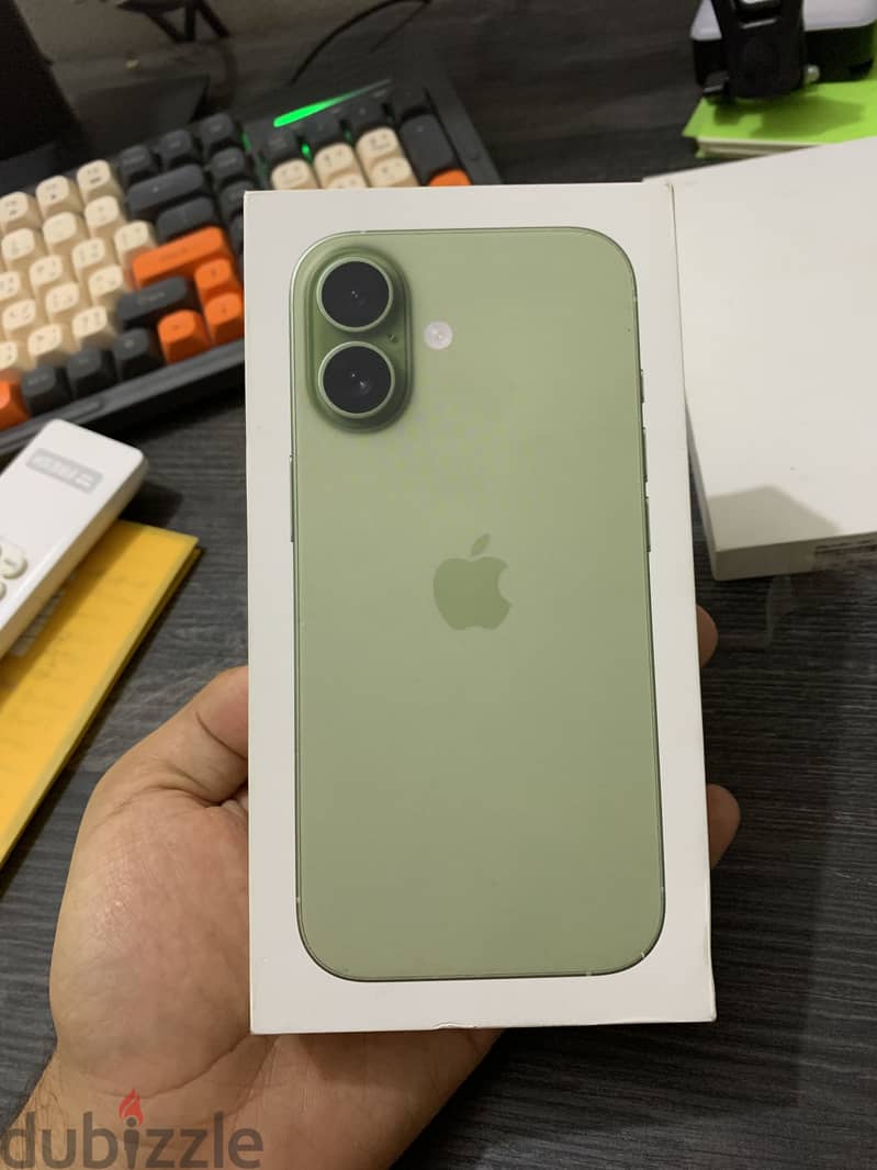 Apple - iPhone 17 1