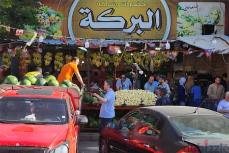 محل للبيع بالتجمع الخامس مؤجر شغال و قائم بقاله ١٣ سنة