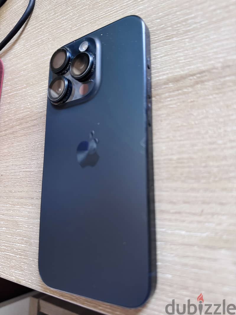 Apple - iPhone 15 Pro 4
