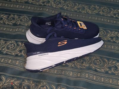 skechers original size 44