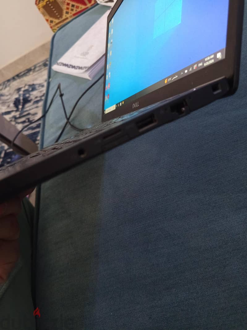 Dell Latitude 7490 1