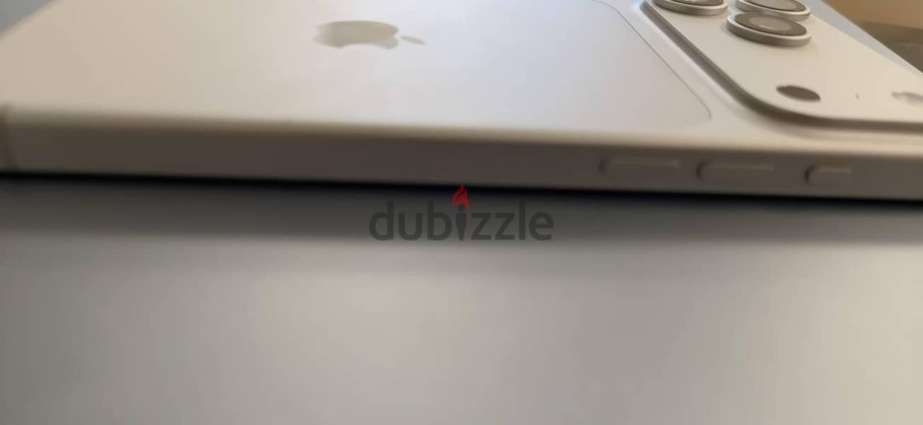 Apple - iPhone 17 Pro Max 5