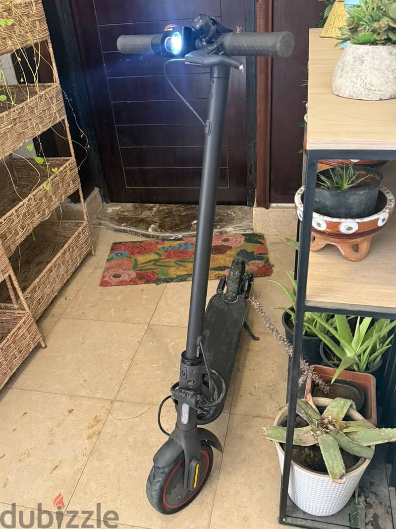 Xiaomi Pro 2 Electric Scooter 1
