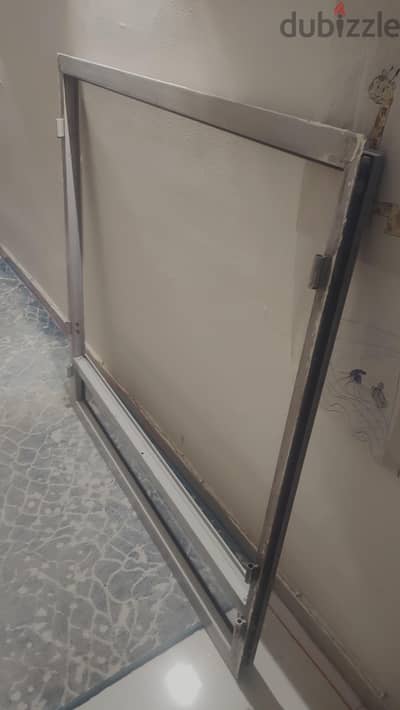 شباك اوميتال محمل 120 ف 120