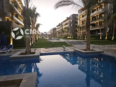 مفروشة بالكامل شقة 166م الدور الثالث للإيجار في كمبوند الباتيو أورو El Patio Oro لا فيستا للتطوير العقاري La Vista Developments التجمع الخامس
