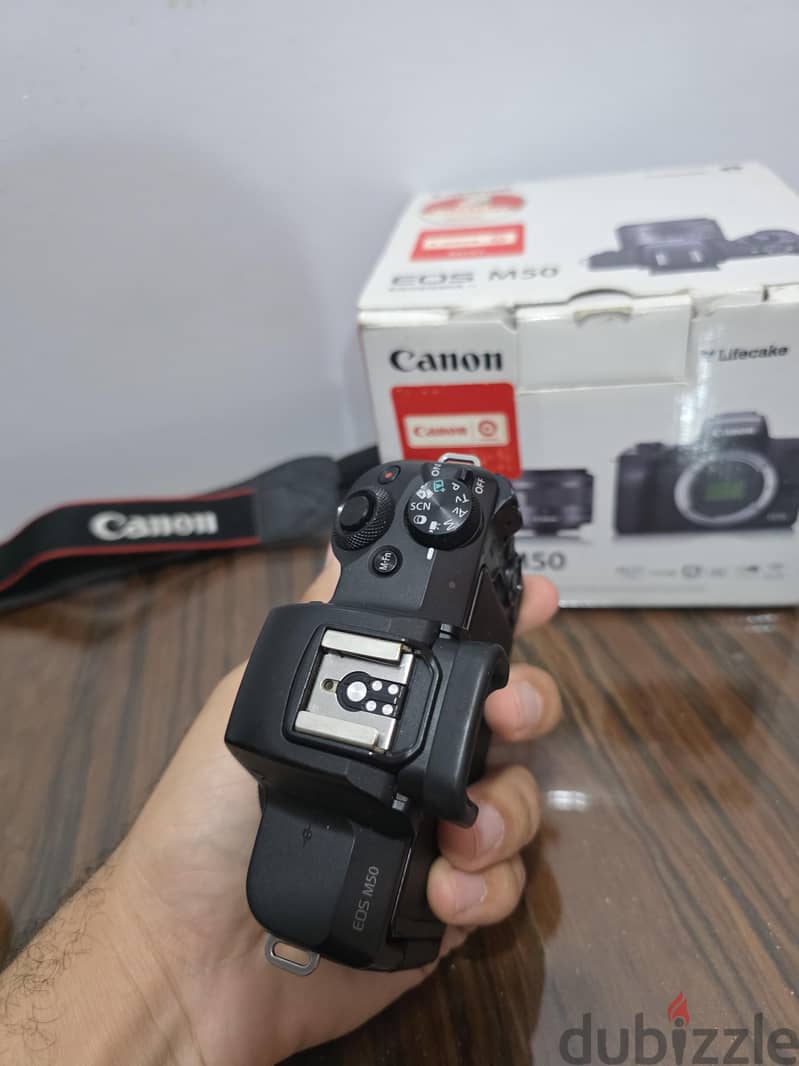 Canon EOS M50 with Lens 6