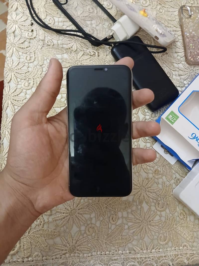 Apple - iPhone X 13