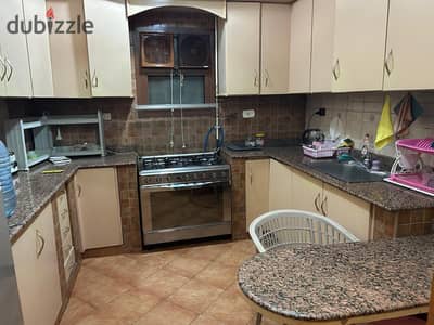 Available furnished apartment in Kompend Ziznia