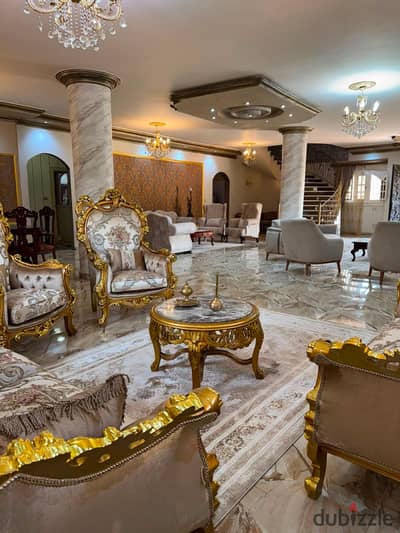 ڤيلا فاخرة 627م للبيع فالحي الرابع مدينة العبور