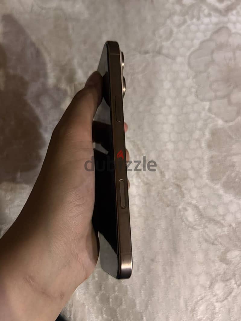 Apple - iPhone 16 Pro Max 3