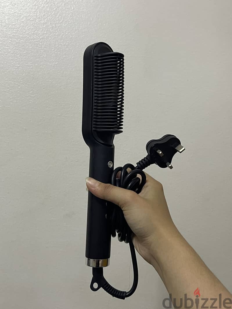 Hair Straightener Brush 1