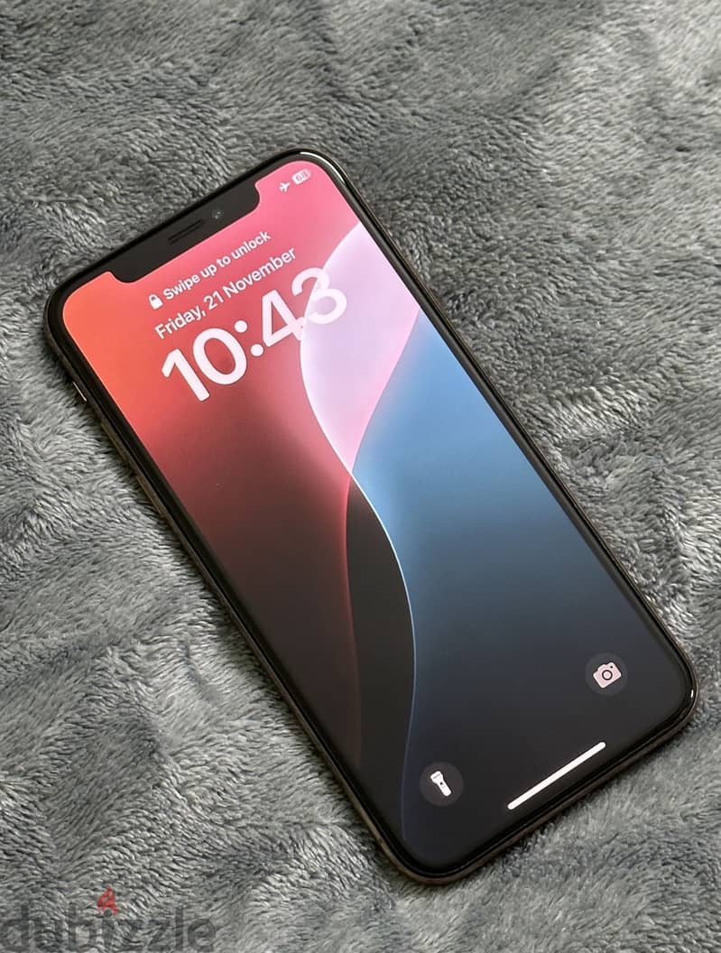 Apple - iPhone XS 1
