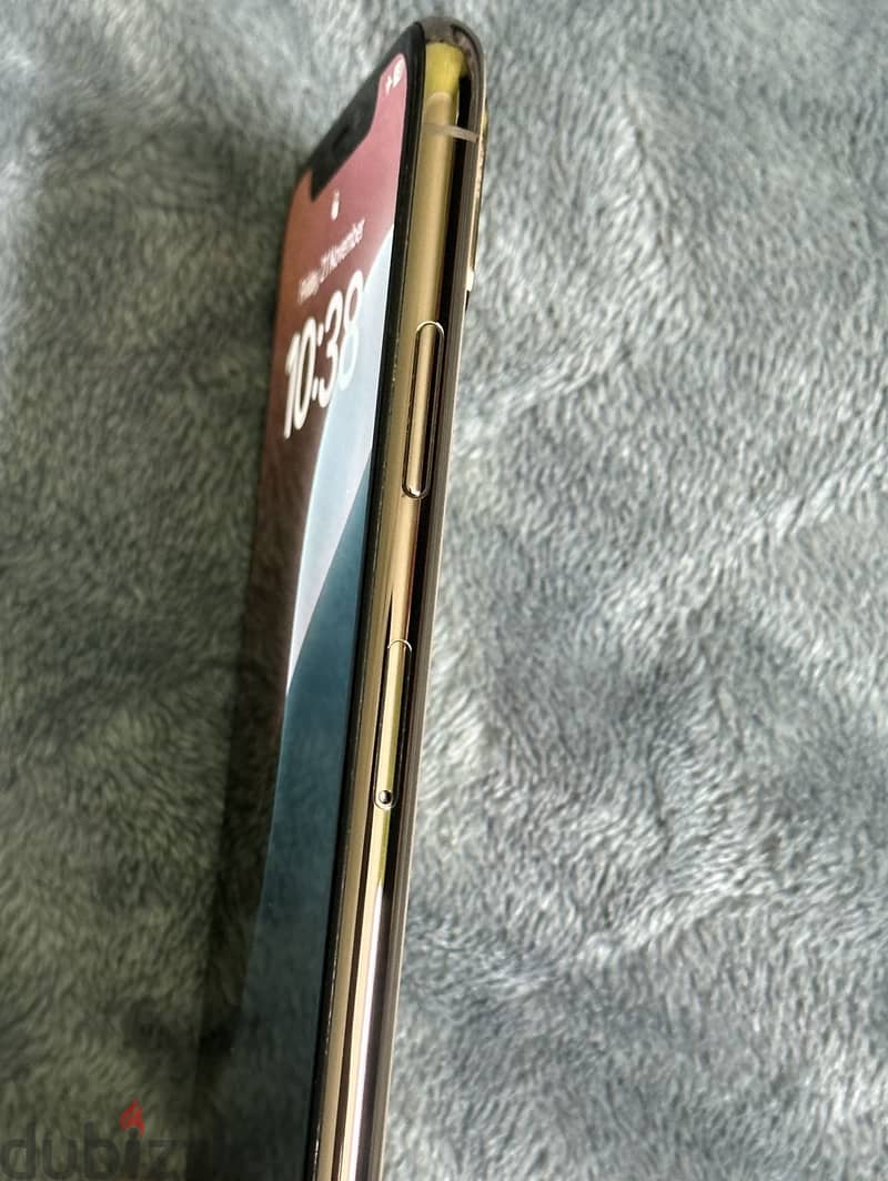 Apple - iPhone XS 3