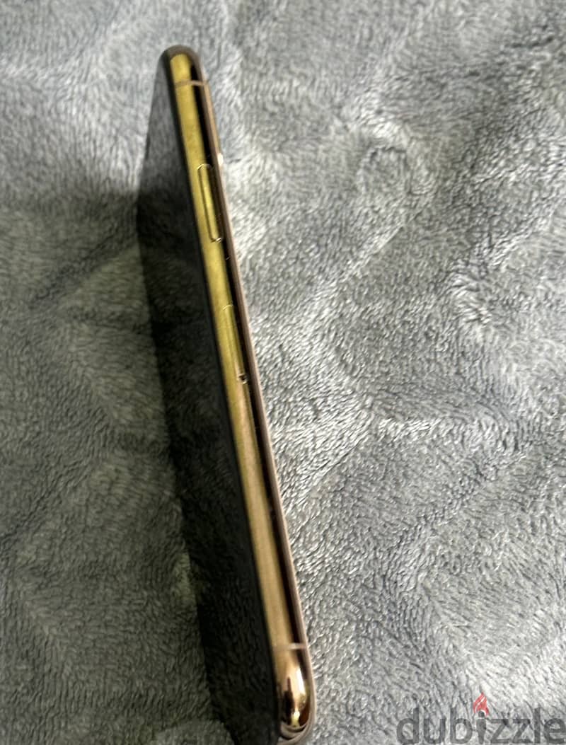 Apple - iPhone XS 5