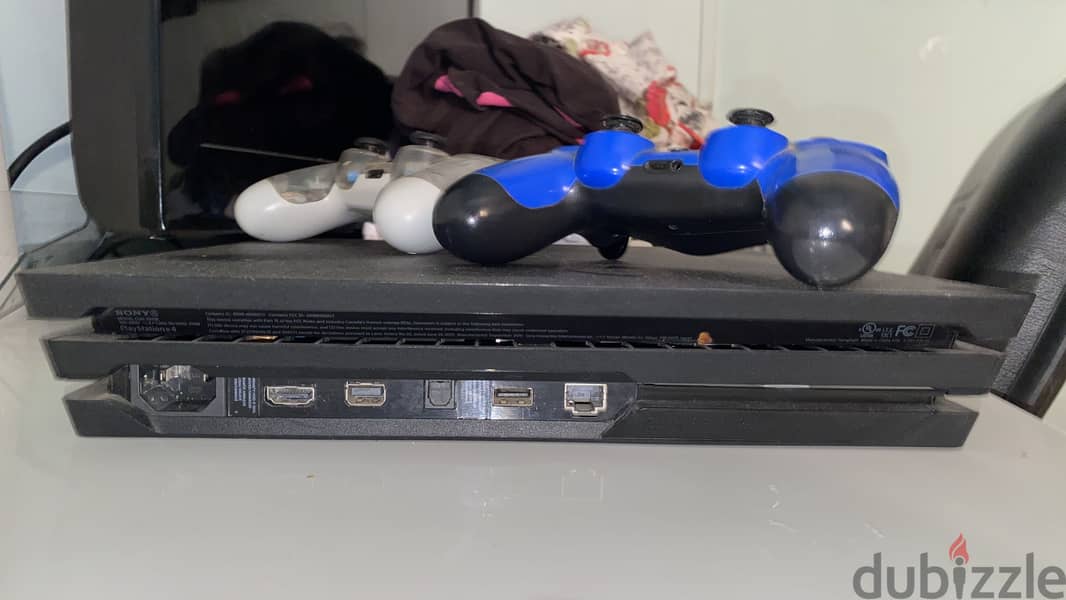 PlayStation 4PRO 2