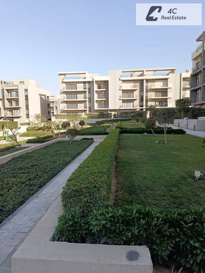 شقه للبيع بالتقسيط استلام فوري متشطبه برايم لوكيشن في فيفث سكوير -القاهره الجديده for sale in fifth square new cairo