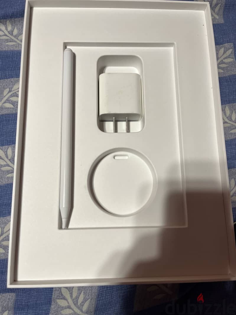 iPad 9th gen used good condition 2