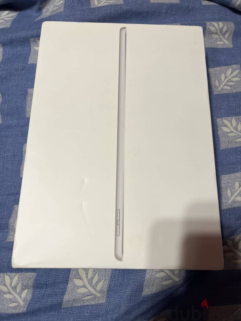 iPad 9th gen used good condition 4