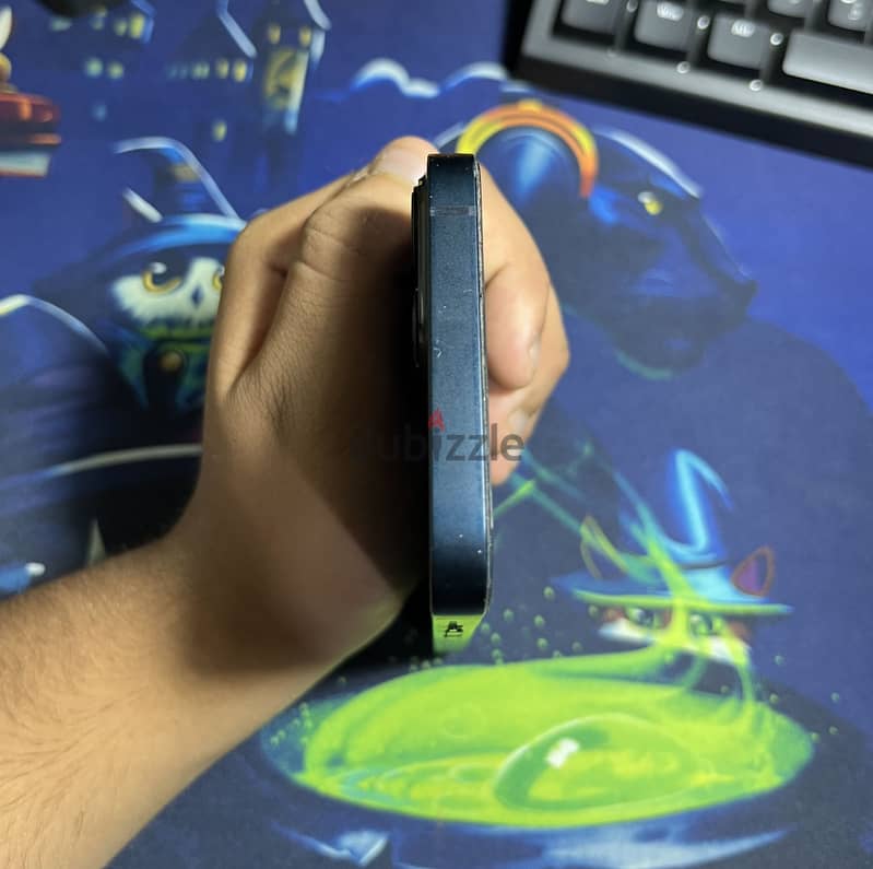 Apple - iPhone 13 2