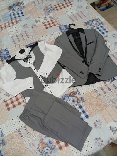 بدلات اطفال
