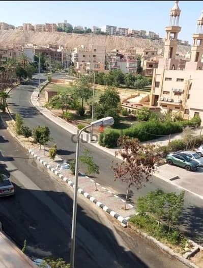 رووف بالعبور بالحي الخامس ١٧٥ م لوكس