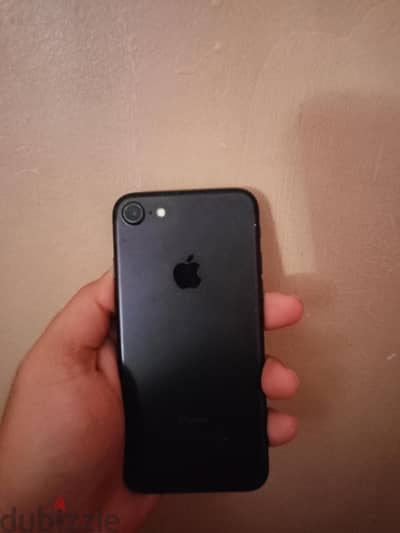 Apple - iPhone 7