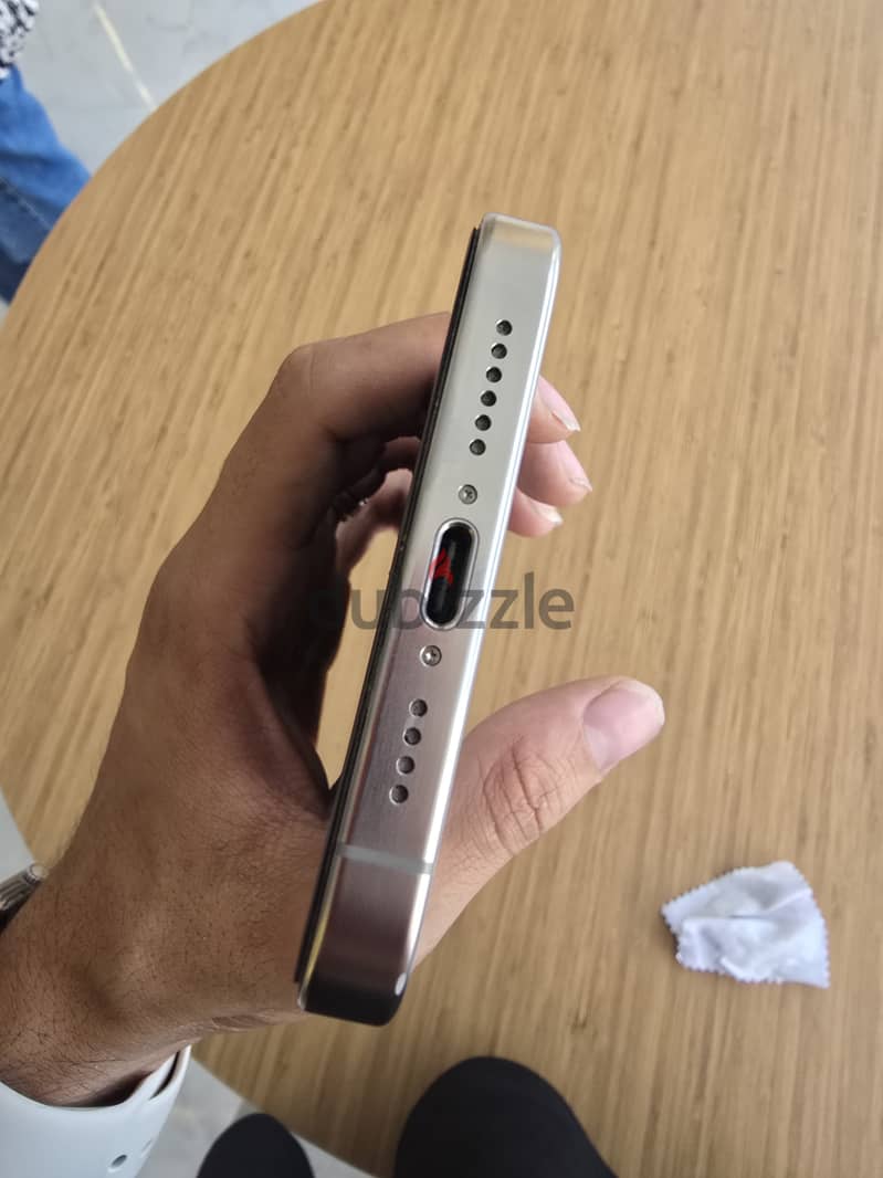 Apple - iPhone 15 Pro Max 1