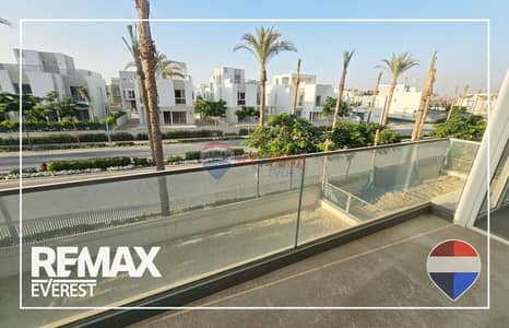 فيلا مستقلة للإيجار في كايرو جيت – الشيخ زايد - علي طريق اسكندرية الصحراوي وباقرب من المحور ودقائق لهايبر وان و زايد الجديده كومباوند vye و Karmell