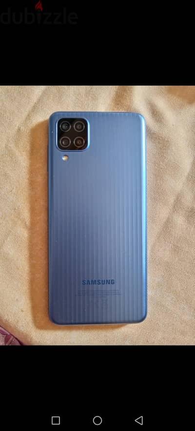 Samsung M12
