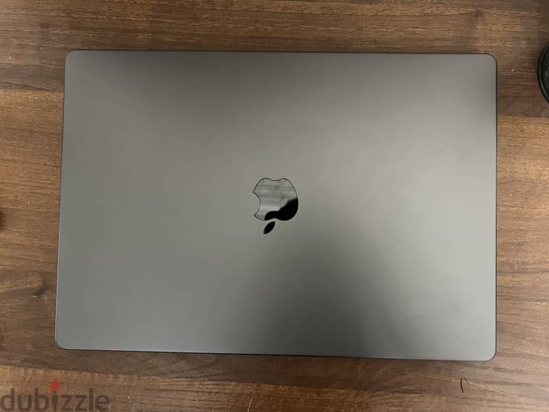 Macbook pro m3 max 4