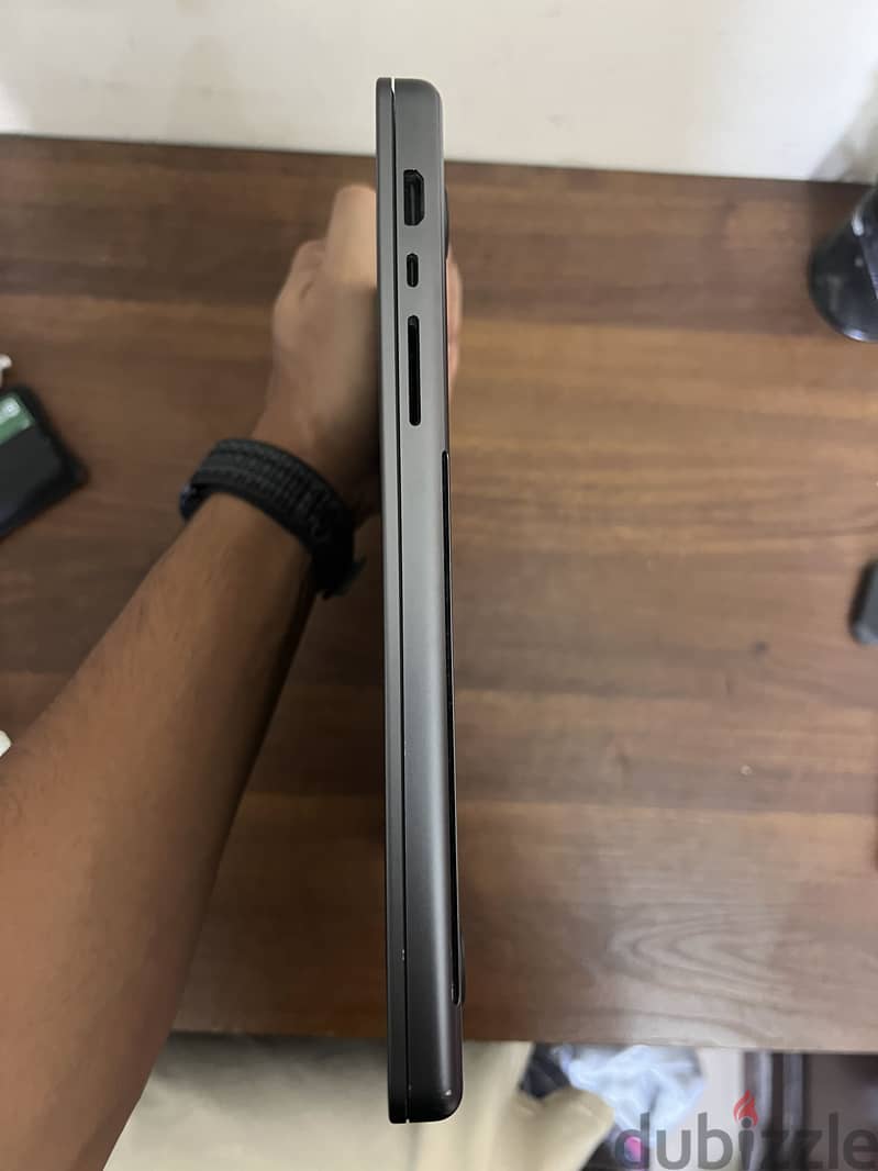 Macbook pro m3 max 5